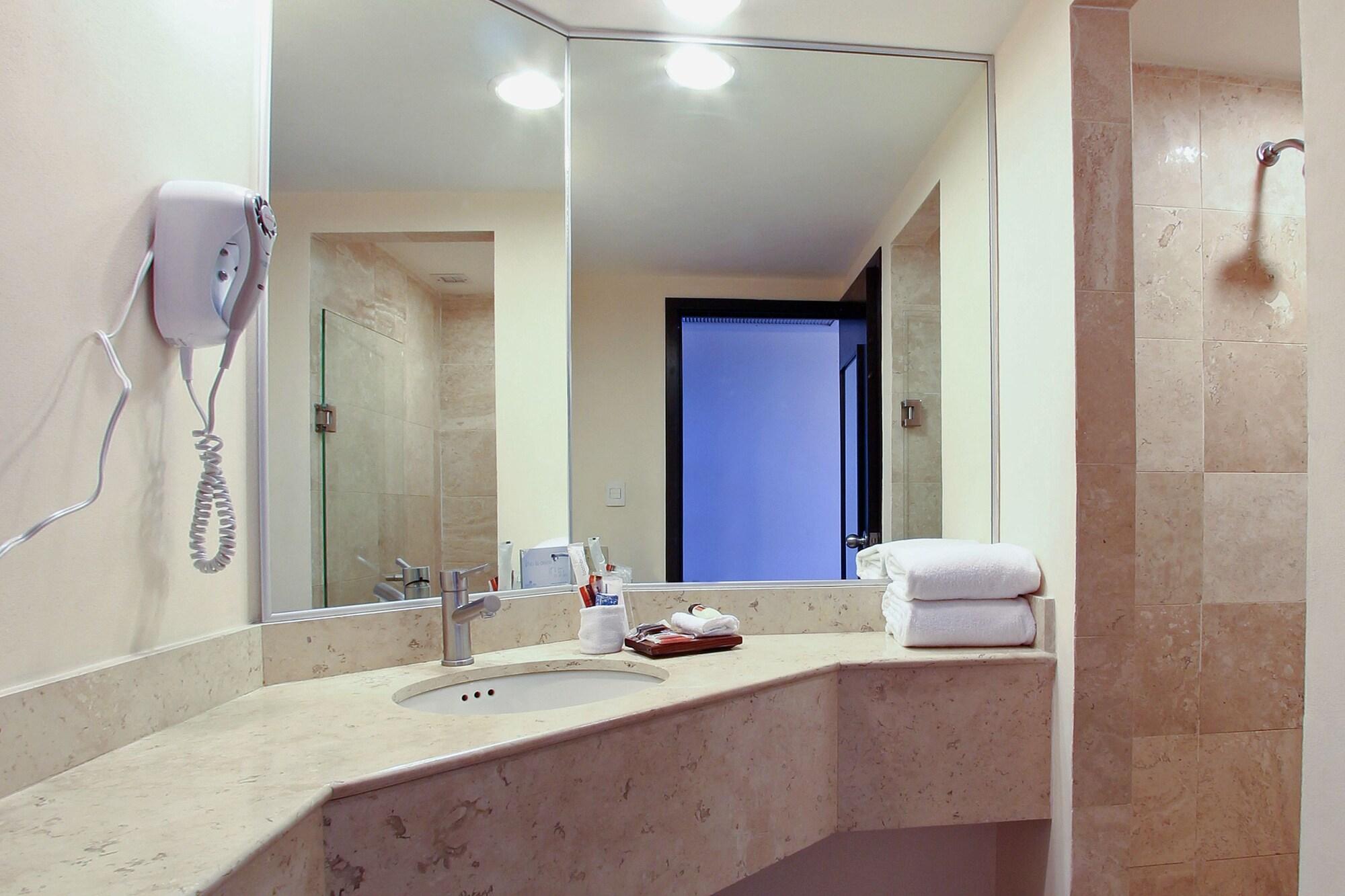 Fiesta Inn Express Durango Ngoại thất bức ảnh