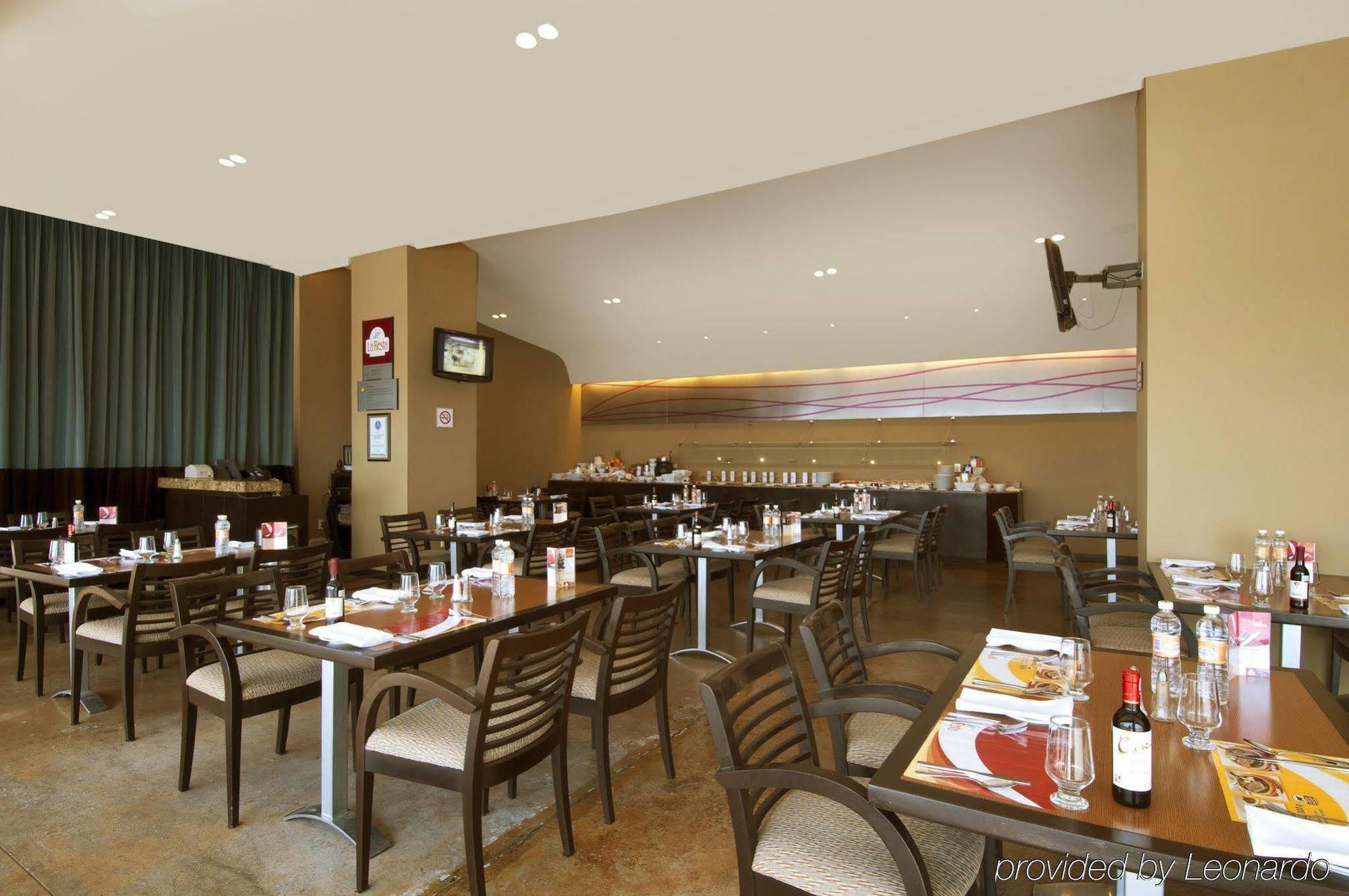 Fiesta Inn Express Durango Nhà hàng bức ảnh